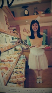 ���F�̓V�g