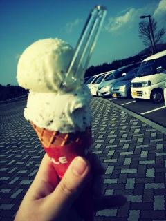 �䂭�N�ƁA����N