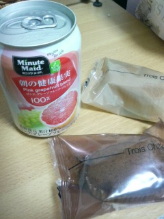 ���@��@��